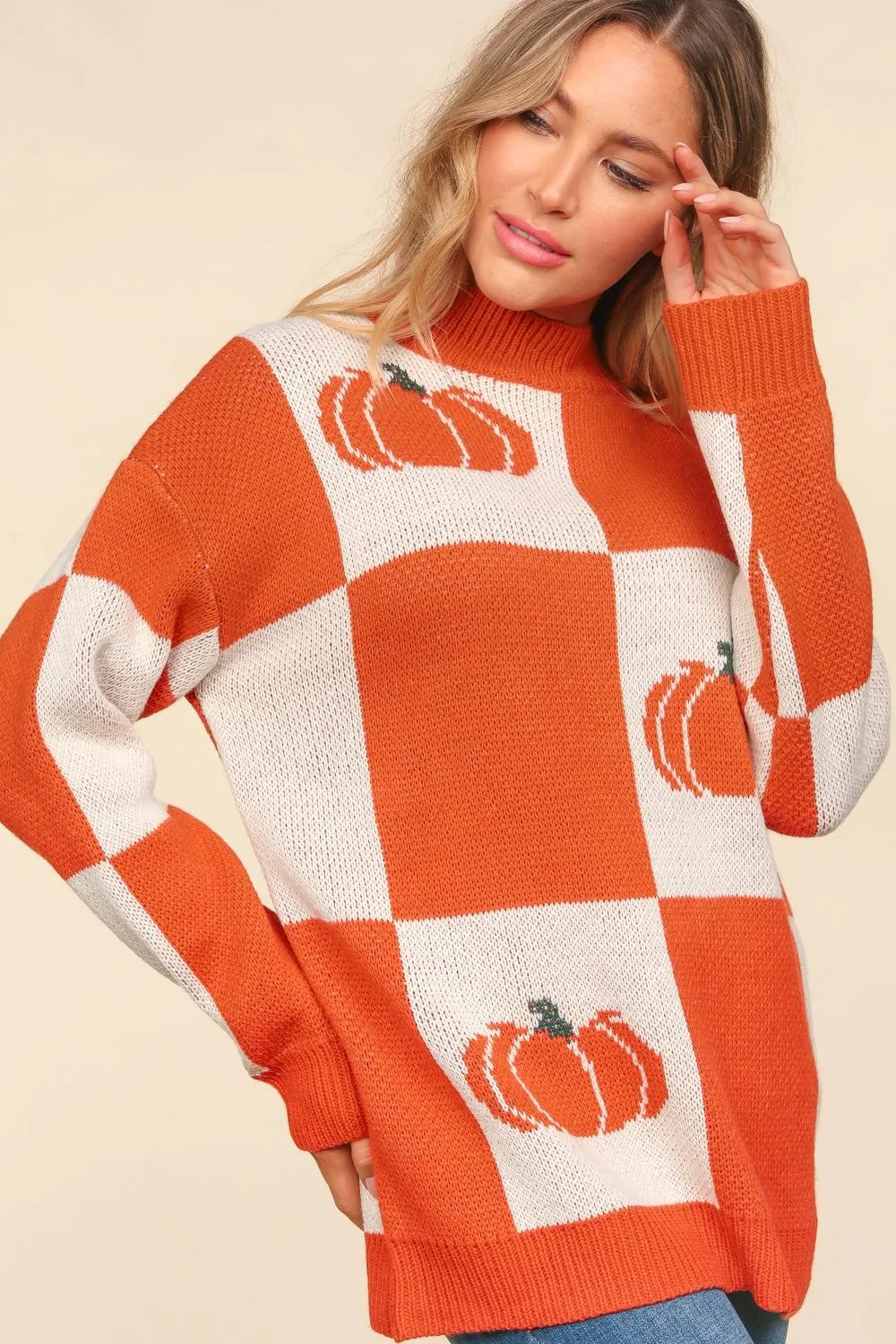 CHECKER PUMPKIN OVERSIZED SWEATER KNIT TOP