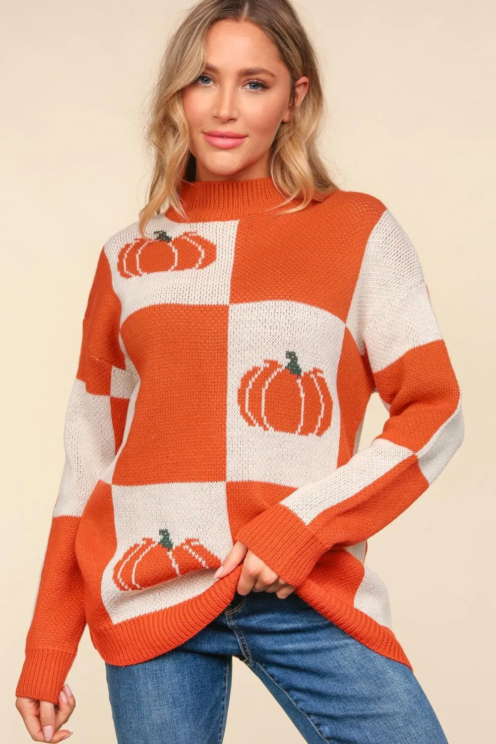 CHECKER PUMPKIN OVERSIZED SWEATER KNIT TOP