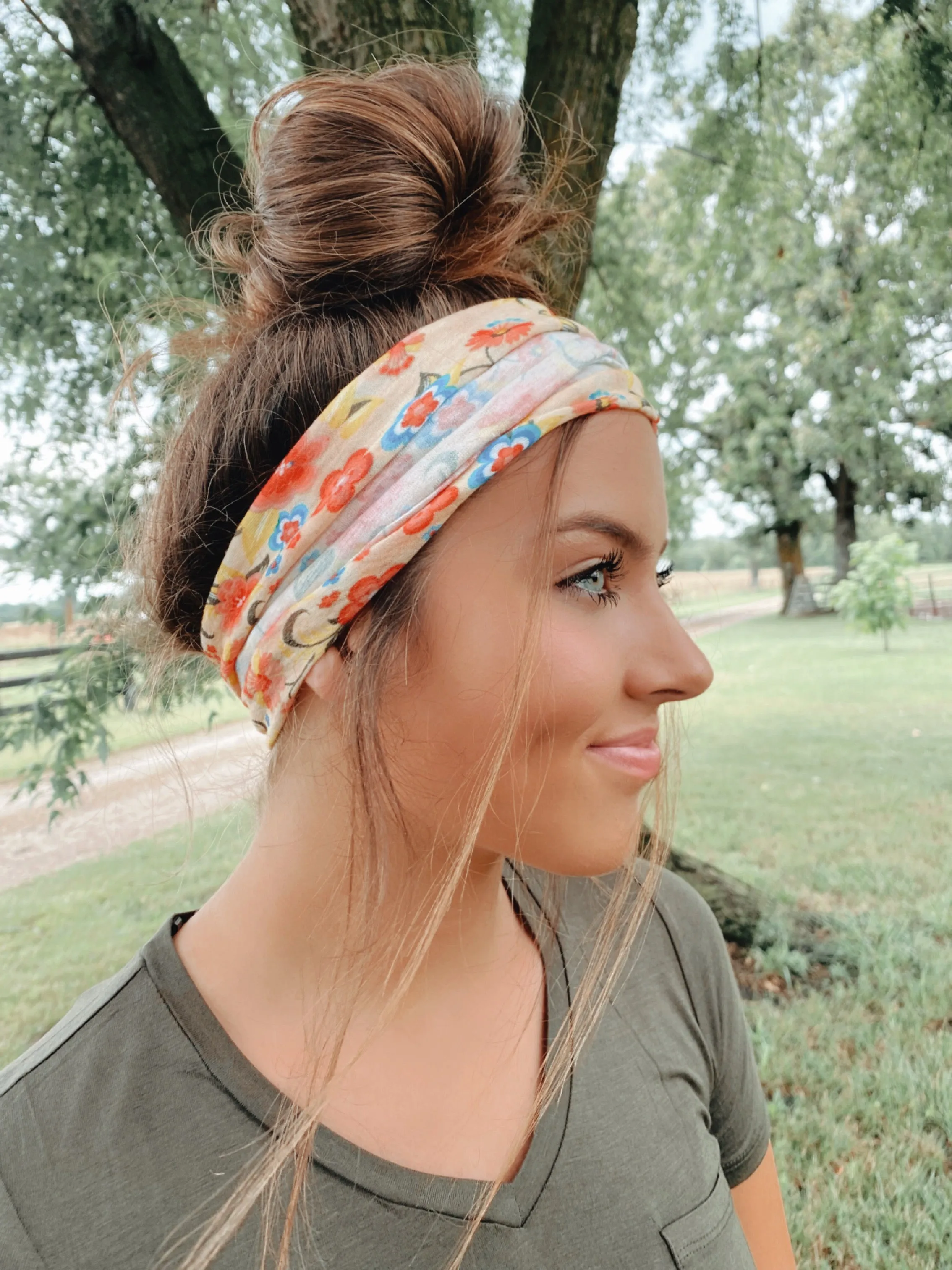 Ivory Floral Stretchy Headwrap