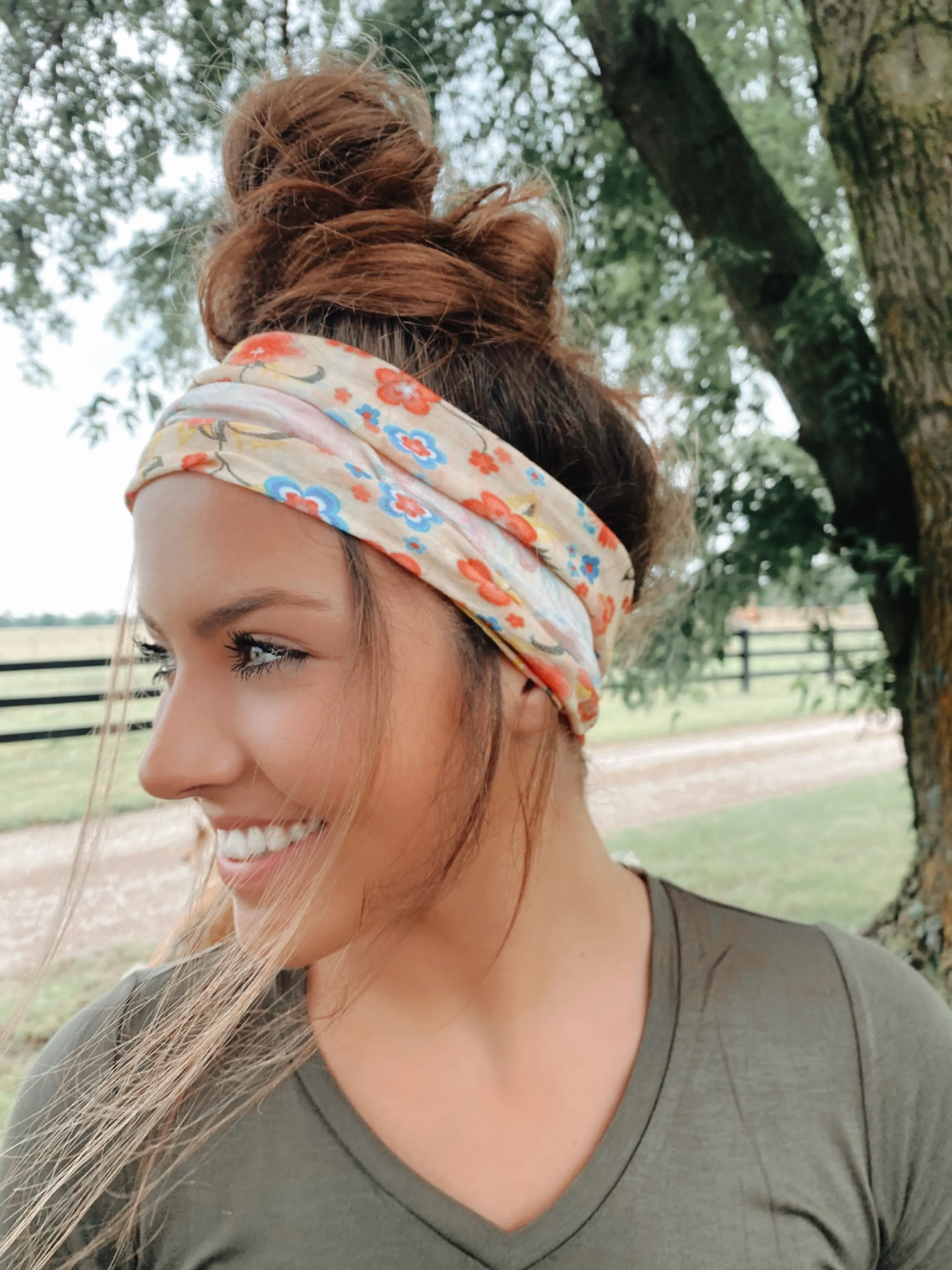 Ivory Floral Stretchy Headwrap