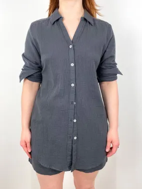 Long Sleeve Button Down Tunic in Stingray