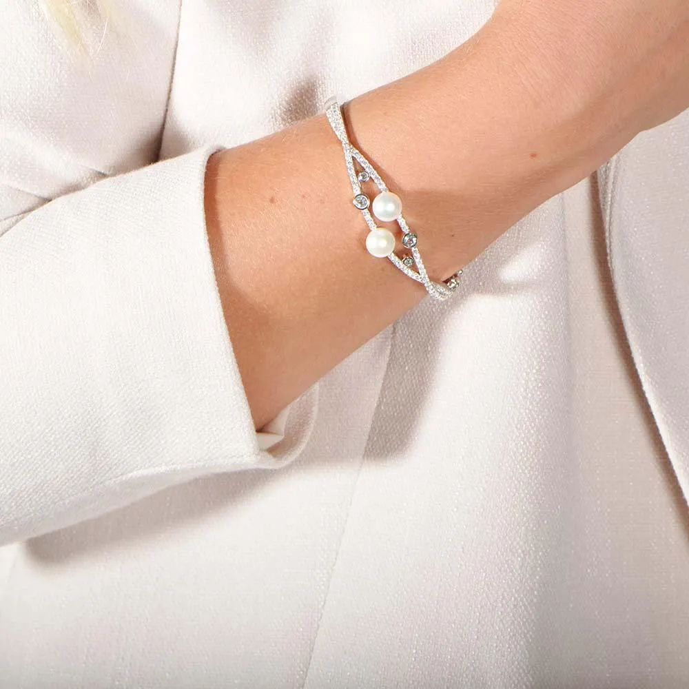 Pearl Crossed Paths Bangle