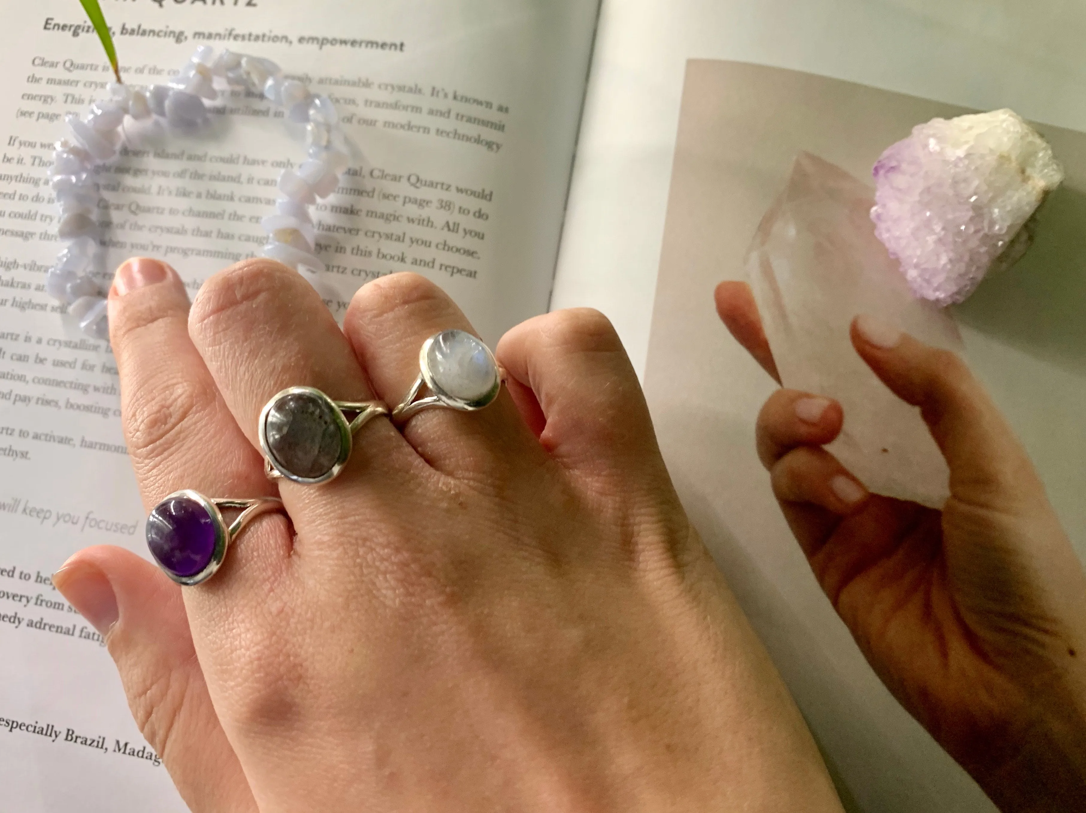 Tallula Ring in Amethyst / Moonstone / Labradorite