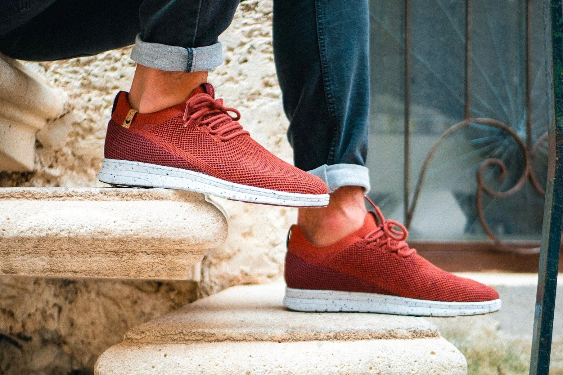 Tsavo Men's Vegan Knit Sneakers | Burgundy